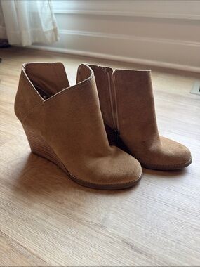 Lucky Brand Tan Suede Wedge Booties